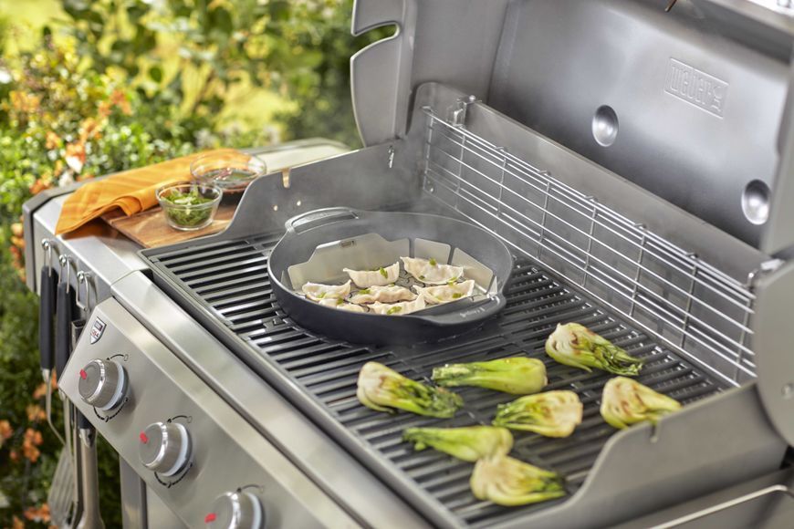 Чугунная сковорода Вок со вставкой-пароваркой и крышкой для Weber Gourmet BBQ System 8856 фото
